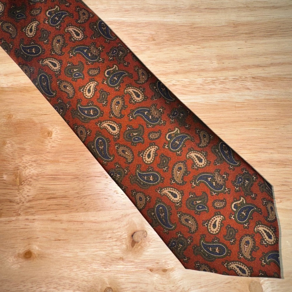Brooks Brothers 346 Mens Silk Tie Rust Orange Blue Paisley Pattern USA Made